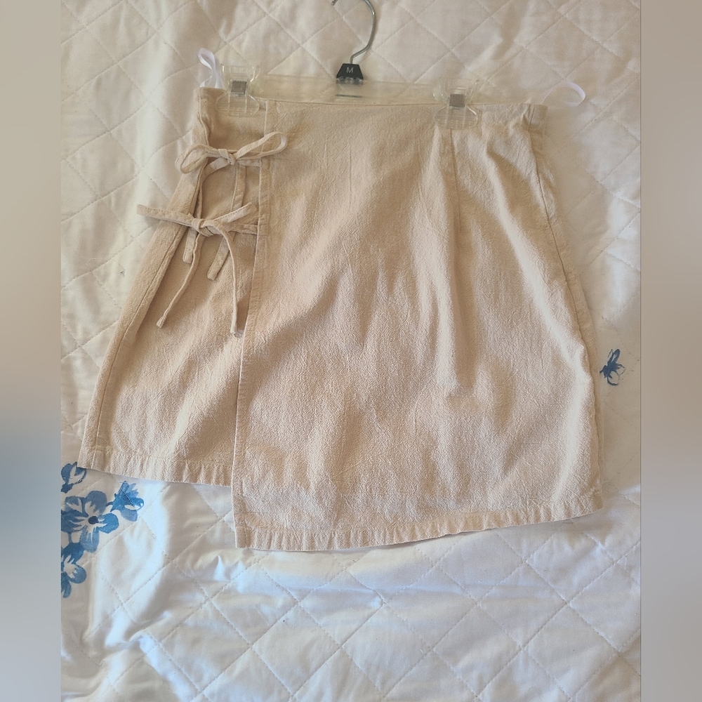 tan skirt